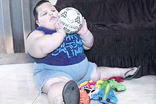 Boy grown 70 kg in three years