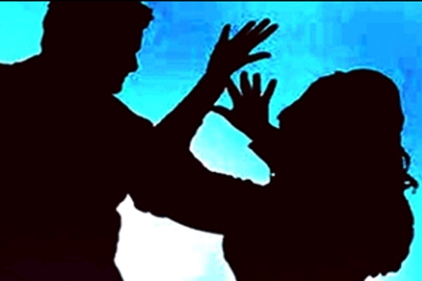 Cab driver attempted to kidnap young girl at shamshabad airport