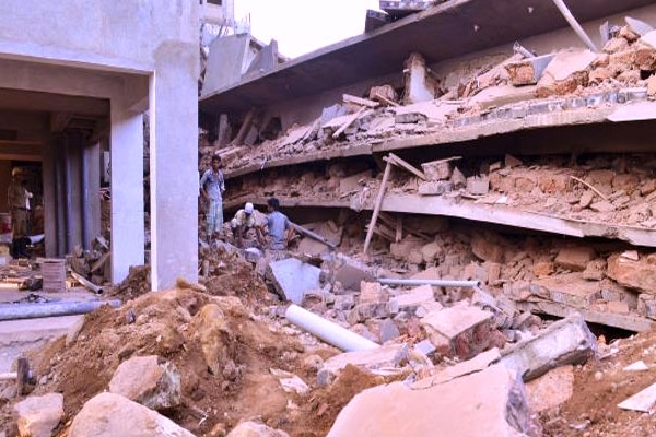 Under construction building collapsed in guntur