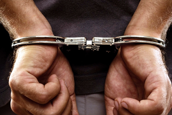 Servant murdered for 4orupees