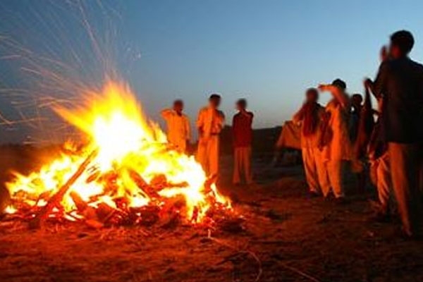 Two funeral on the same funeral pyre