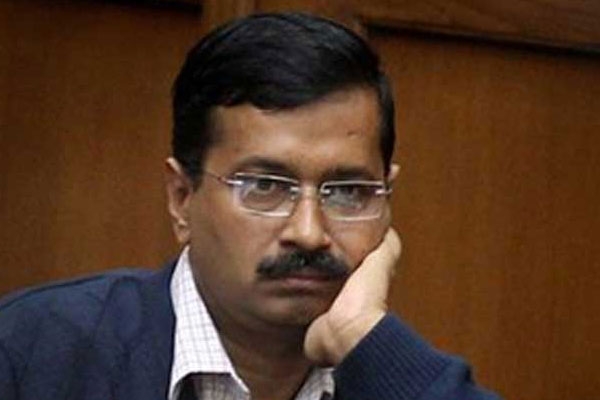 Kejriwal tweets his pain