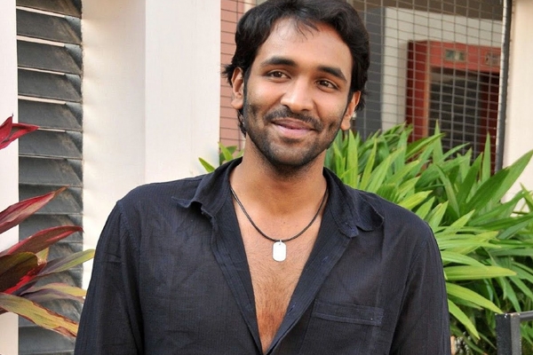 Manchu vishnu to act in ramgopal varmas golusu