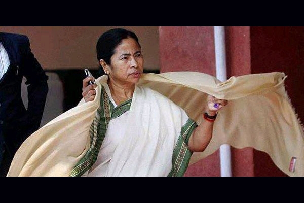 Mamata discards anna support