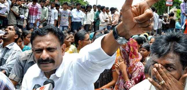 Byreddy rajasekhara reddy attacked vehicle damaged