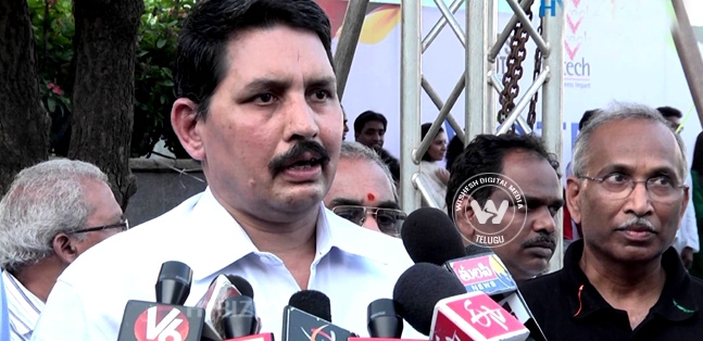 Ec bhanwar lal press meet on use vote