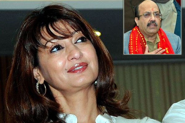 Sunanda pushkar murder case rashtriya lok dal leader amar singh shashi tharoor delhi police