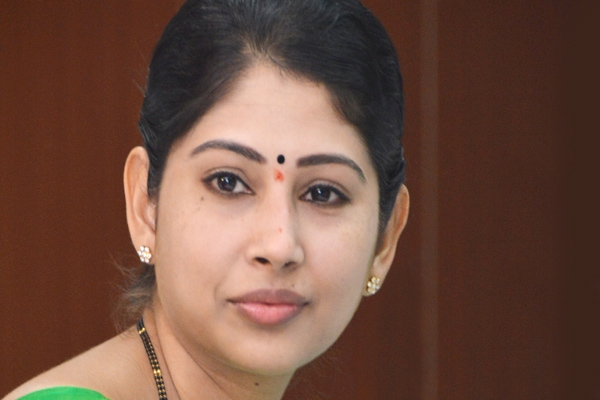 Smitha sabarwal willing to go back to collector post