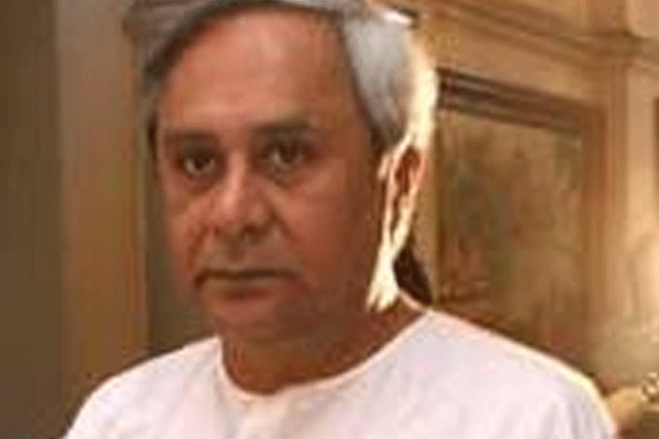 Naveen patnaik not to celebrate birthday due to hudhud cyclone