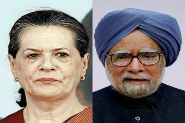 Aicc president sonia gandhi and congress leaders commence a rally for manmohan singh