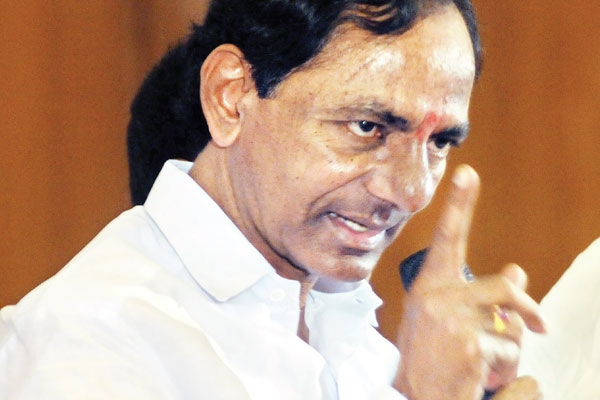 Kcr orders ministers of state to stay more time in districts only by avoiding hyderabad