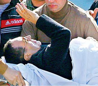 Egypt court drops charges over 2011 uprising deaths against hosni mubarak