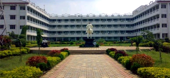 Viiolence in kakinada aditya engg college