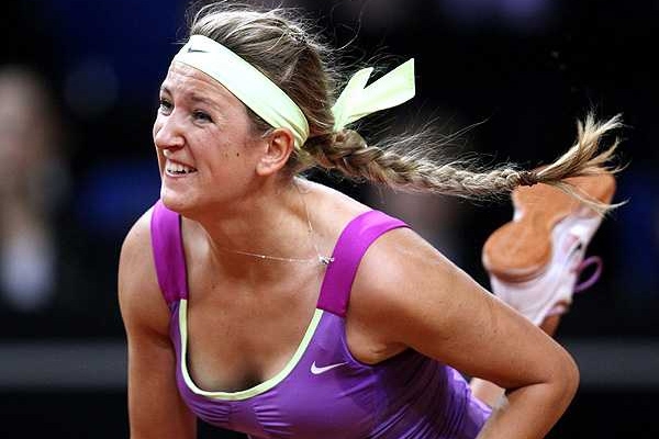 Azarenka in stuttering start to australian open