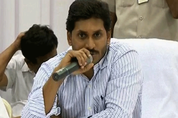 Ys jagan calls ysrcp cadre to participate in hudhud cyclone rehabilitation
