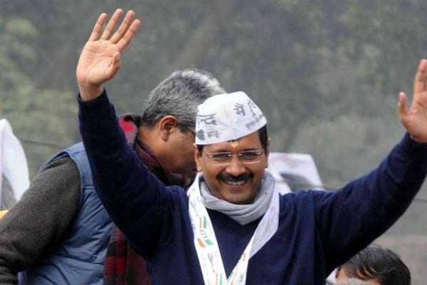 Aap convenor trying to end the crisis in aap