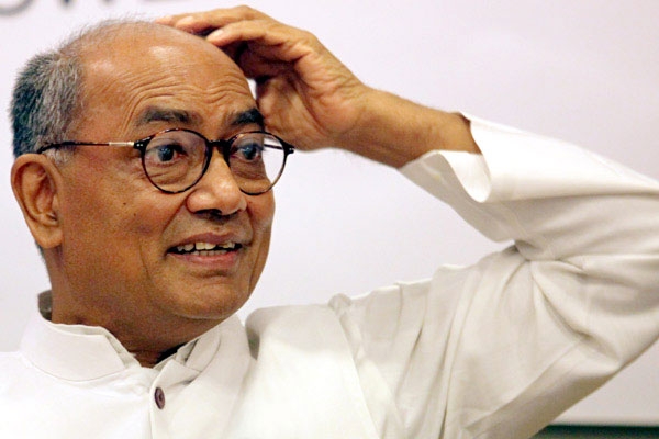 Digvijay siingh fasting for farmers in madhya pradesh