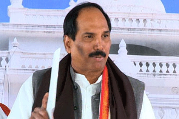 Congress bjp tdp mals walk out of assembly over budget uttam kumar reddy says etela budget a disappointed