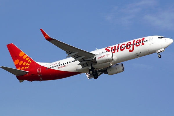 Travel in spice jet flight only for rupees 1 888