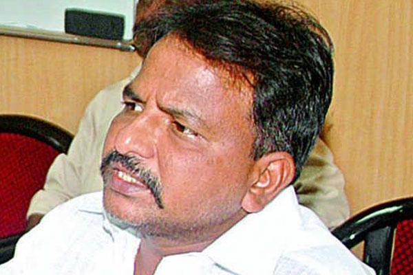 Former minister sailajanath cheted unemployed