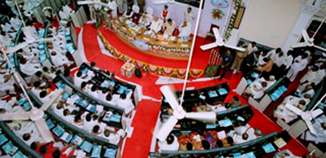 Assembly session begins amid protest
