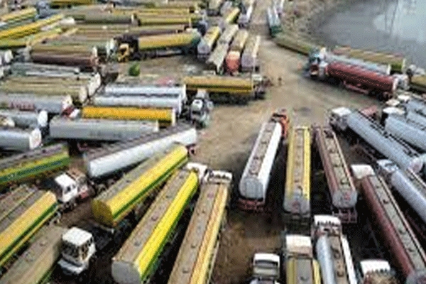 Oil tankers goes on strike at dock yard