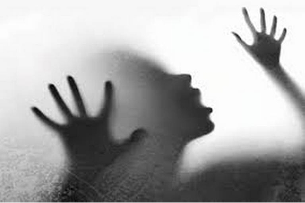 Minors girls pointed to pornography and raped