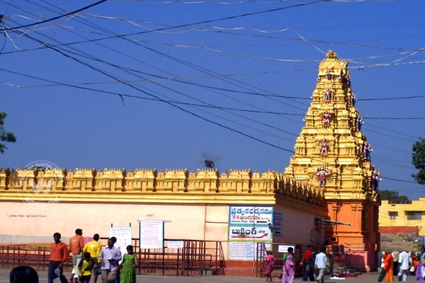 Kondagattu anjaneyaswamy temple special story