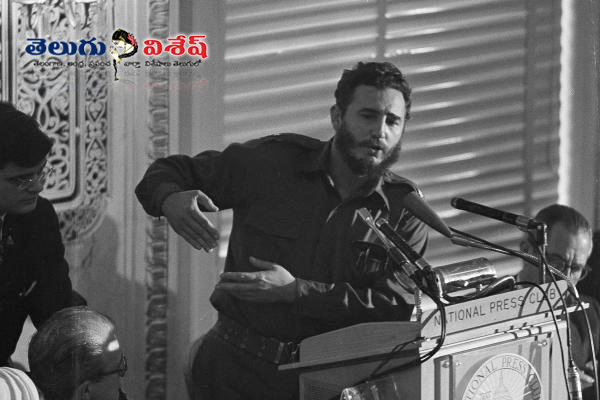 Fidel Castro Rare Photos